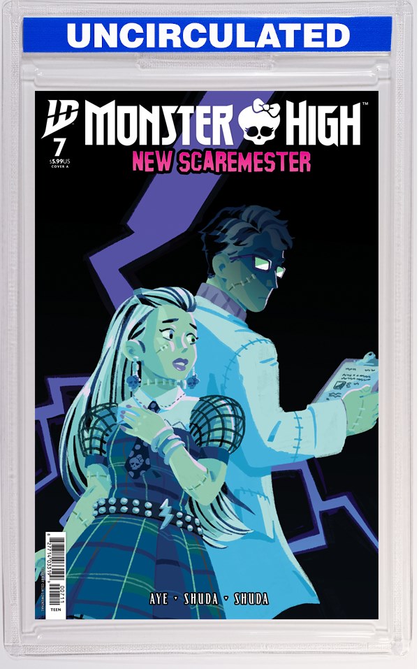 Monster High: New Scaremester #7 Cover A (Lowenthal)